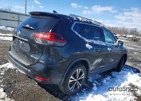 2019 Nissan Rogue S z USA, uszkodzony, nr VIN JN8AT2MV8KW400261